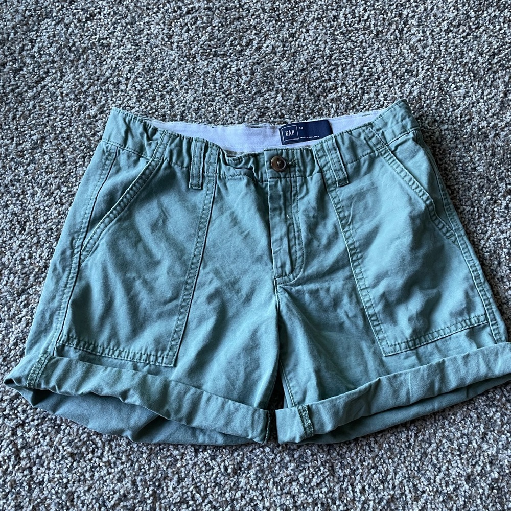 Gap sage green shorts